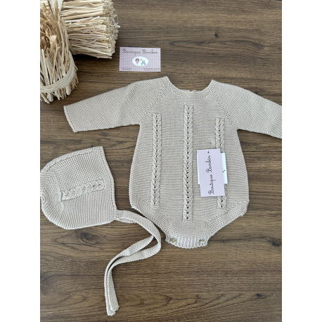 PELELE MÁS CAPOTA , SIGAR