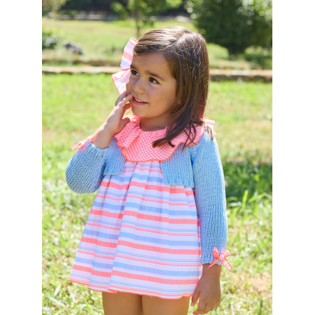 JESSUSITO RAYAS MÁS BRAGA TELA CON CHAQUETA CORTA AZUL , LA MARTINICA