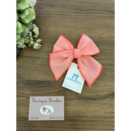 LAZO MEDIANO VICHY , LA MARTINICA