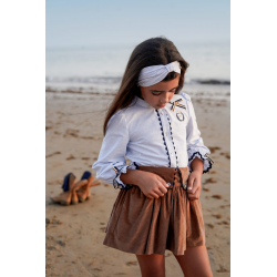 FALDA MÁS BLUSA , NOMA FERNÁNDEZ