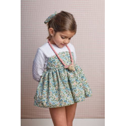 RANITA FLORES MÁS BLUSA BLANCA ENTREDÓS , LA MARTINICA