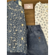 BLUSA MUSELINA BLANCA FLORAL CON VOLANTE MÁS CHALECO AZUL FLORAL VOLANTES HOMBROS Y PANT.PANA AZUL BORD.FLOR ,DADATI